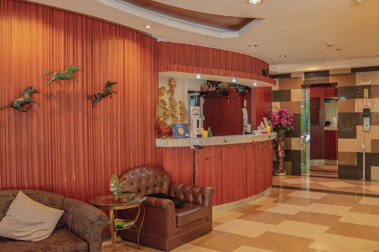The Sunreno Hotel Sha Bangkok Buitenkant foto