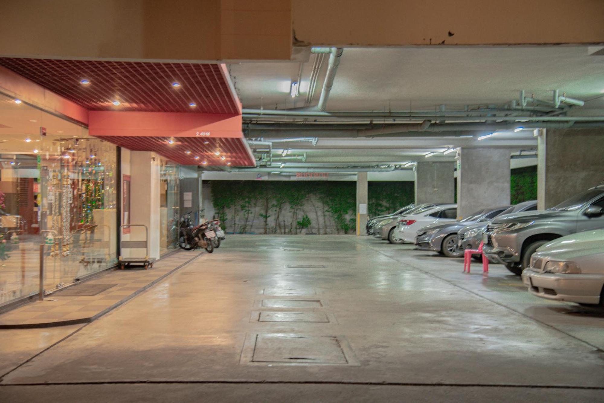 The Sunreno Hotel Sha Bangkok Buitenkant foto