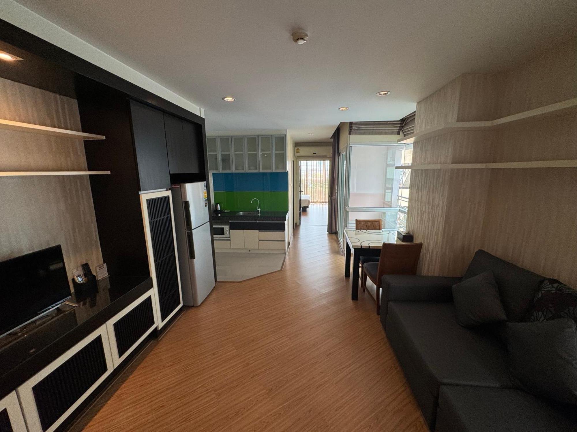 The Sunreno Hotel Sha Bangkok Buitenkant foto
